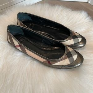 Burberry Flats